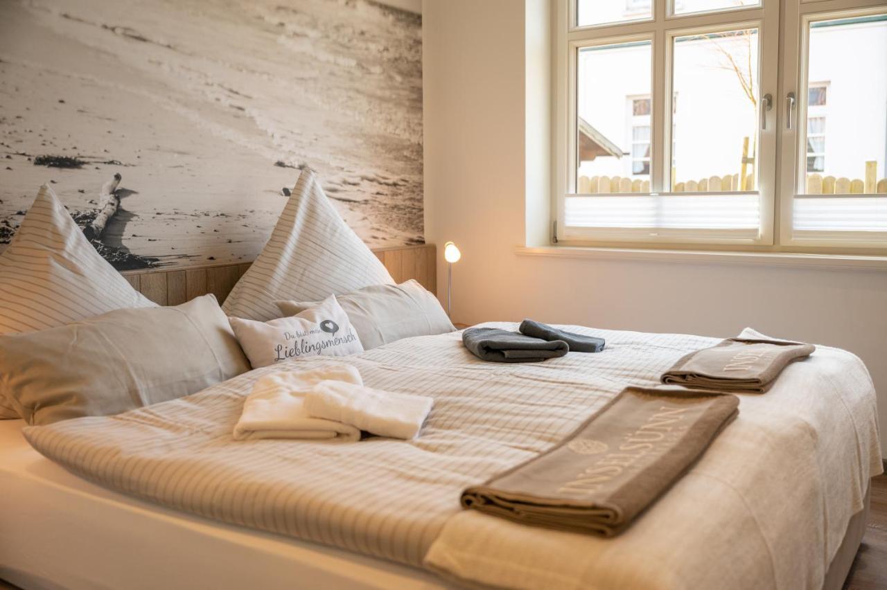 Inselsuenn Hotel Und Apartments Шпикерог Екстериор снимка
