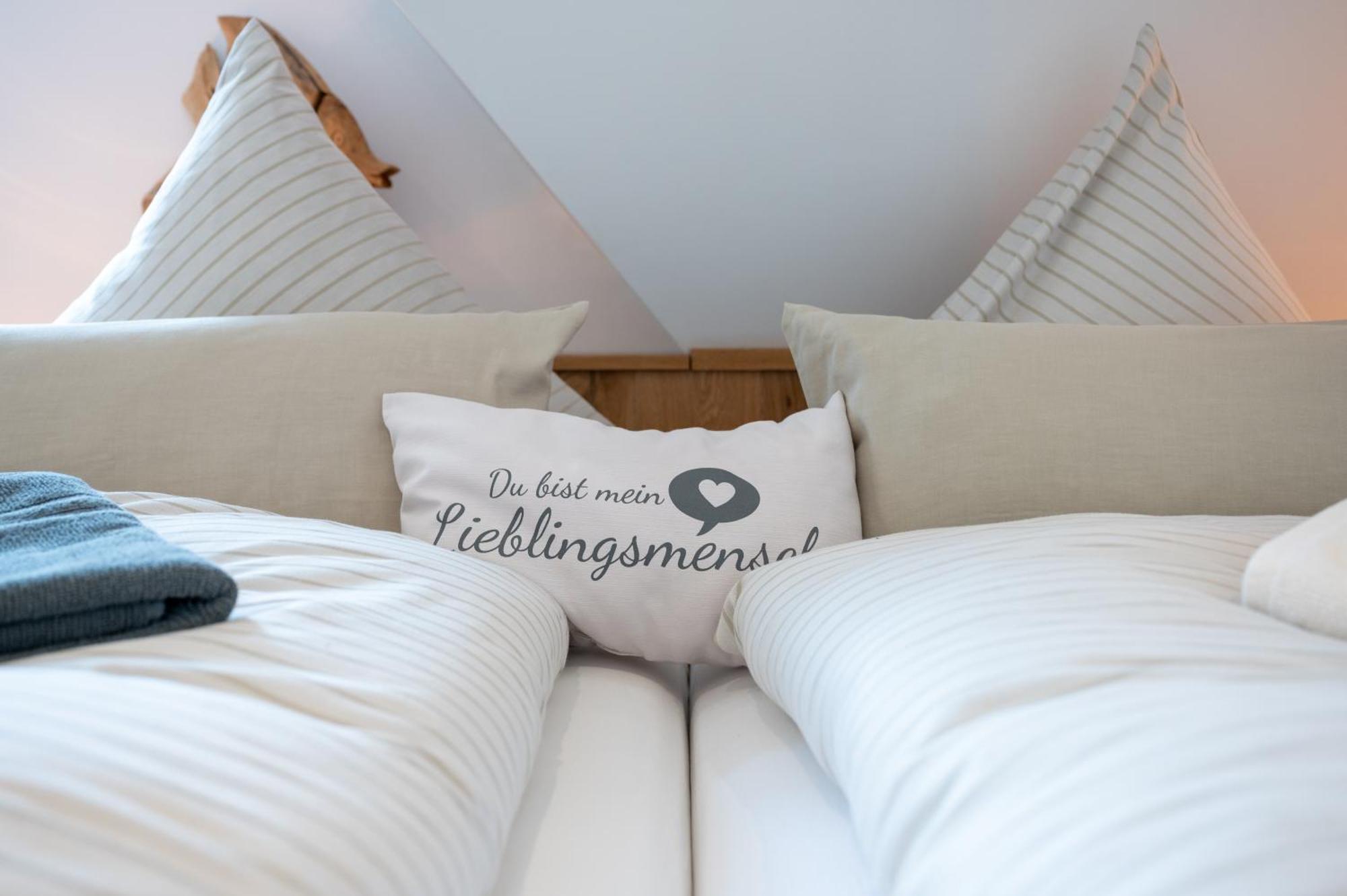 Inselsuenn Hotel Und Apartments Шпикерог Екстериор снимка